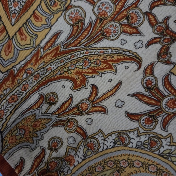 Maison D'Hermine Mandala Floral Table Runner 66x14 100% Cotton Made In India - Picture 9 of 10